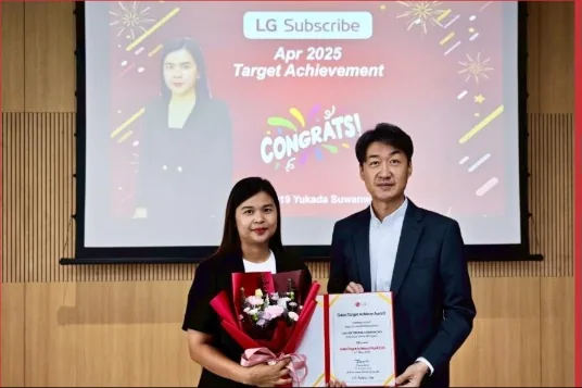 Yukada Suwanwong รับรางวัลบนเวที LG Subscribe